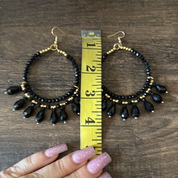 18k Gold Plated Black Beaded Hoop Earrings Artesanal - Picture 5 of 6